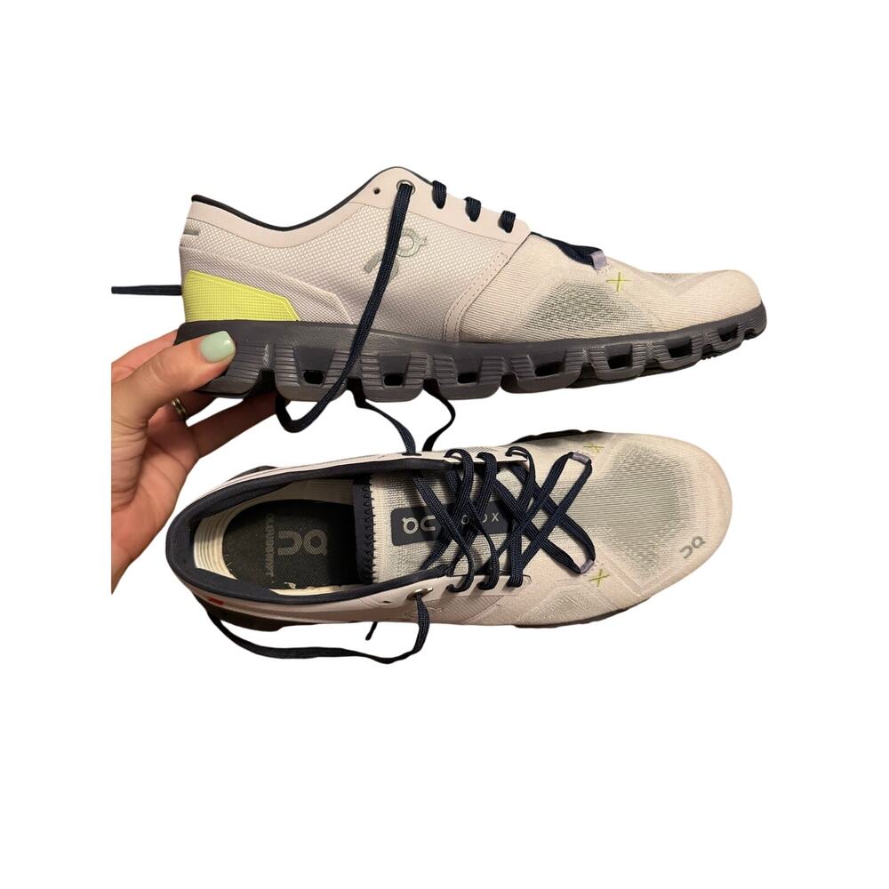 On Cloud Cloud X 3 womens size 11
